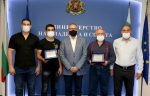 Спортният министър почете Рухан Расим след бронза в Скопие