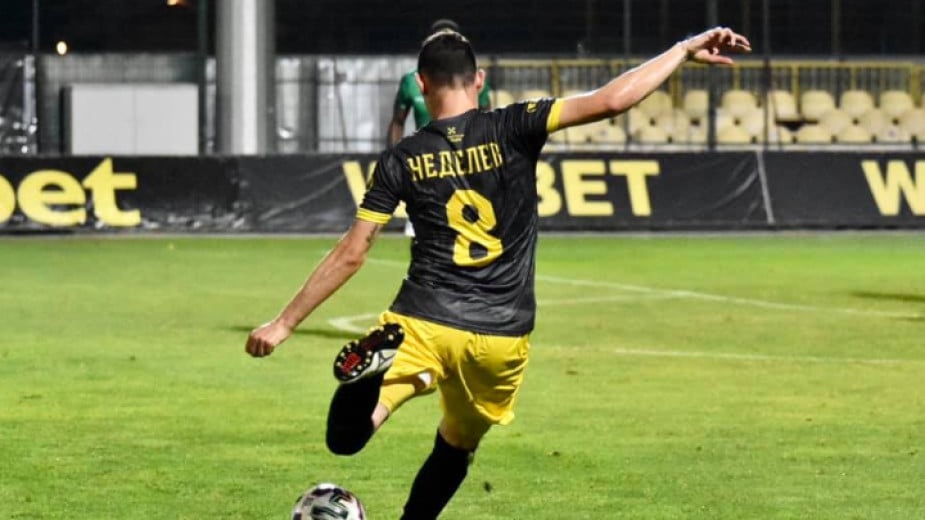 “Марица” нареди Неделев до футболни звезди като Меси и Рамос