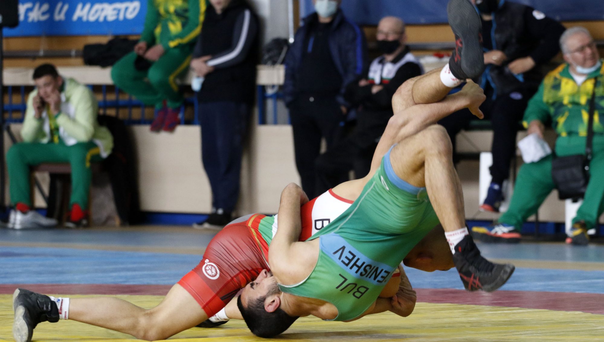 Бургаските юноши и девойки над всички в държавния шампионат width=