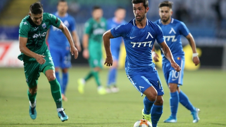 Георги Тодоров остави двама чужденци извън групата за реванша с Локо (Пд)