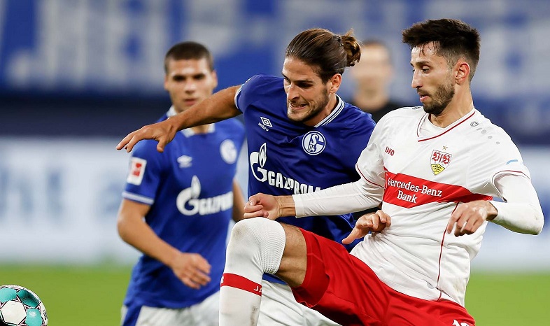 Шалке продължава лутането в Бундеслигата, отново не успя да бие