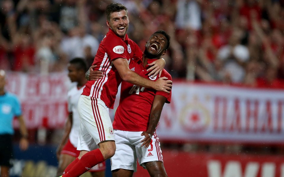 ЦСКА победи Берое с 2:0, Греъм Кери се завърна с два гола