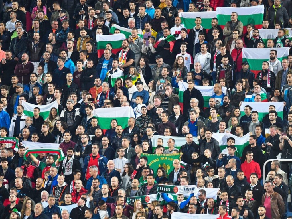 От понеделник отварят още 20% от българските стадиони