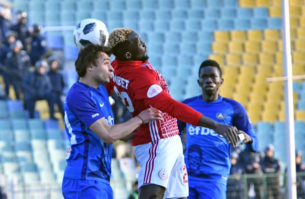 20 000 ще могат да гледат „вечното дерби“ на стадиона width=