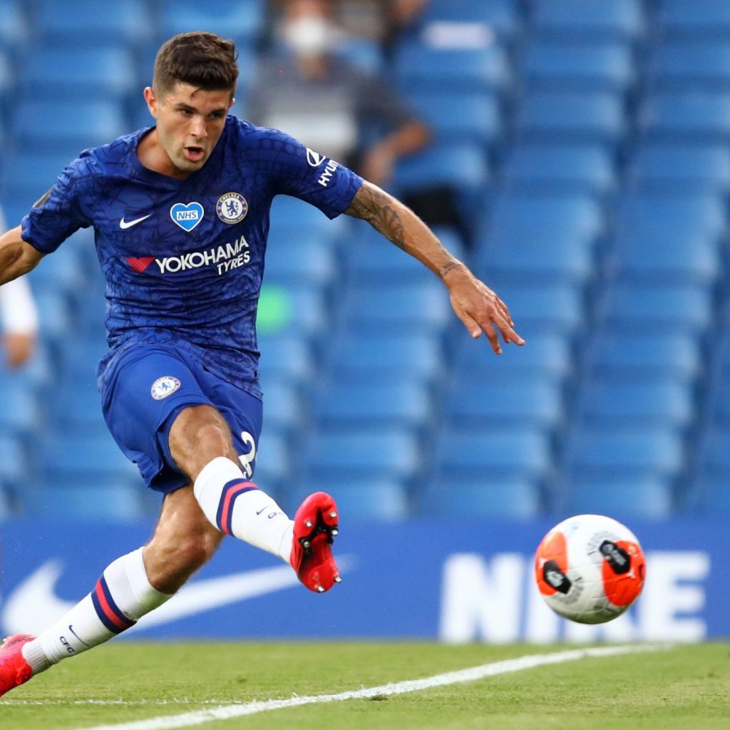 Челси нокаутира Сити в страхотен мач и връчи титлата на Ливърпул