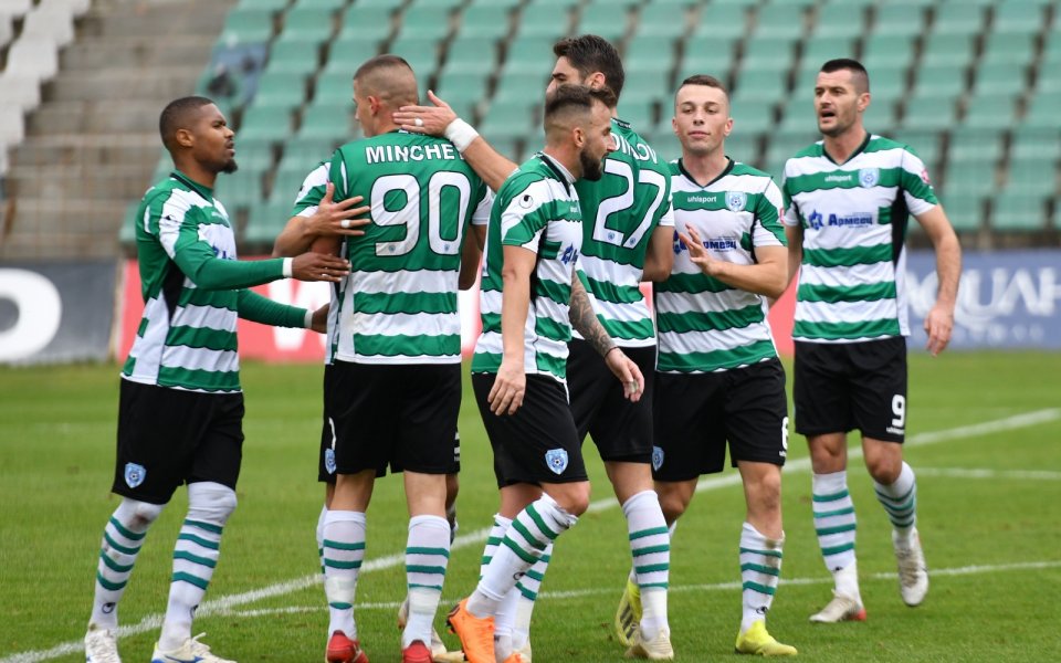 16 от Черно море заразени с коронавирус