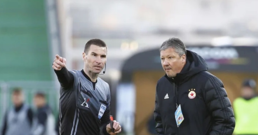 Любо Пенев стовари унищожителна критика върху Георги Кабаков