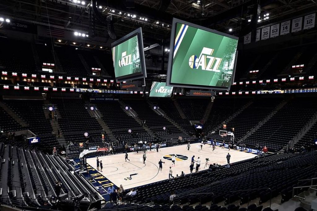 Няма яснота кога ще бъде подновен сезонът в NBA