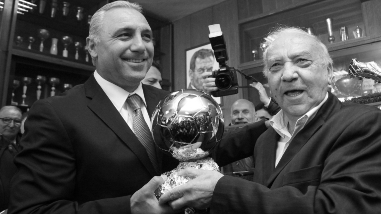 Скръбна вест за ЦСКА навръх Коледа, отиде си Александър Манов width=