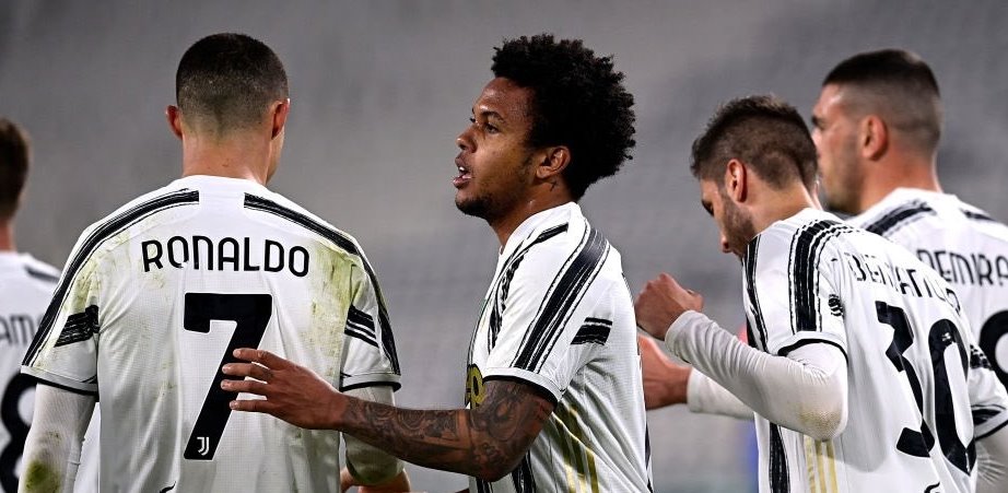 Юве напомпа самочувствието си с победа над последния Кротоне