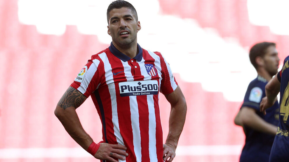 Атлетико (М) се измъкна по чудо срещу Осасуна и остана на върха