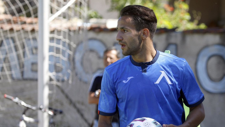 Боби Цонев е поредният заразен с коронавирус в Левски