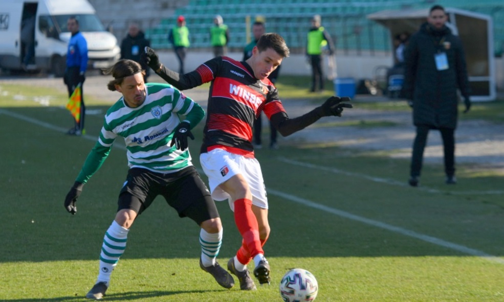 Черно море и Локо (Пд) се завърнаха в efbet Лига с нулево реми