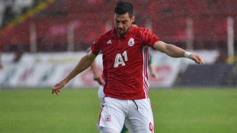 Томи Юрич описа като истински кошмар престоя си на “Армията”