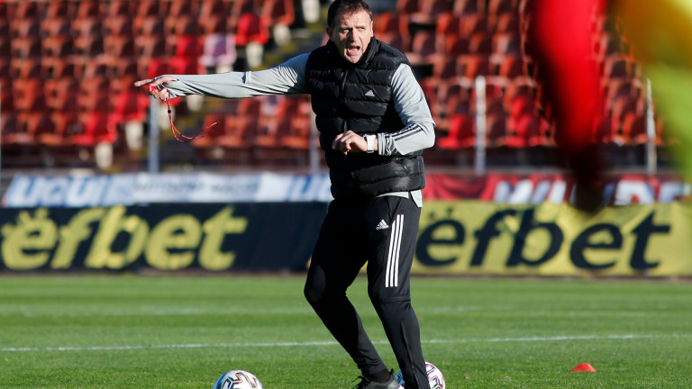 На “Армията” се подсилват с трима през зимата width=