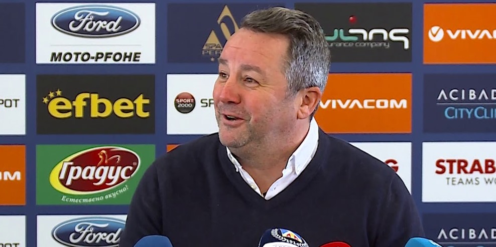 Шефовете в Левски се ядосаха на Славиша за откритото писмо