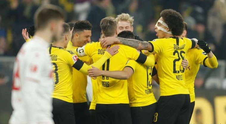 Борусия Дортмунд отново вкара 5 гола в Бундеслигата, Холанд отново блести и счупи рекорд