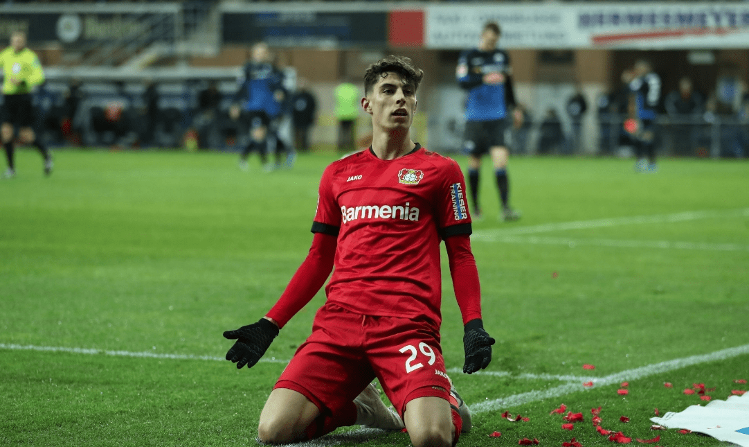 Байер Леверкузен победи Падерборн с 4:1 width=