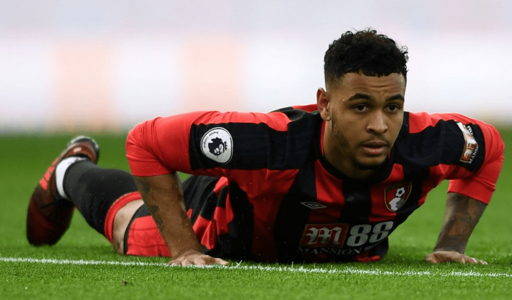 Джошуа Кинг няма да преминава в Манчестър Юнайтед