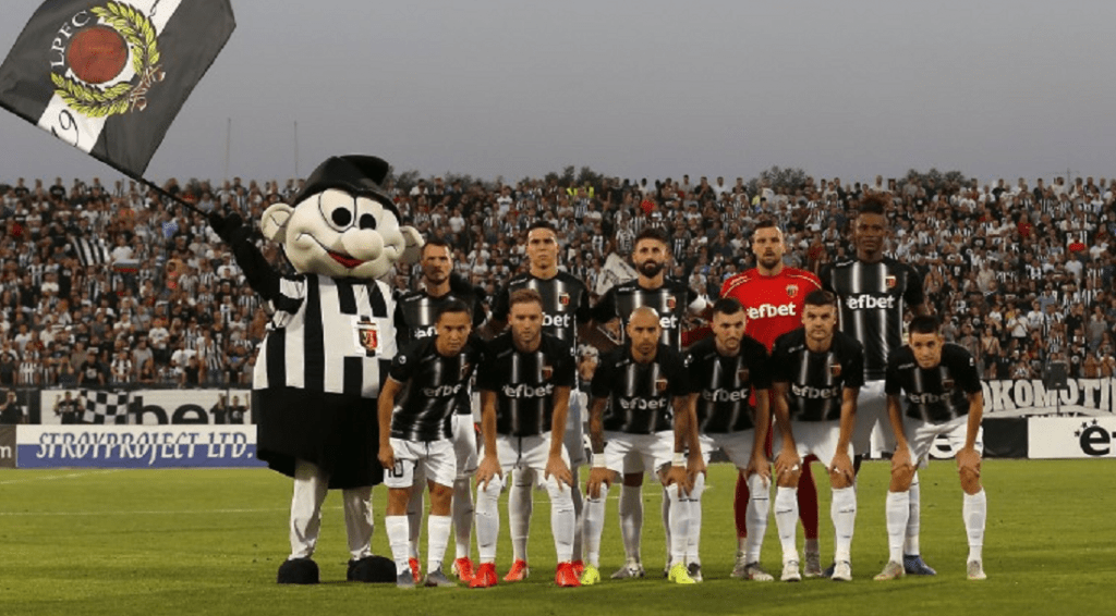 Феновете на Локомотив Пловдив искат среща с Бойко Борисов