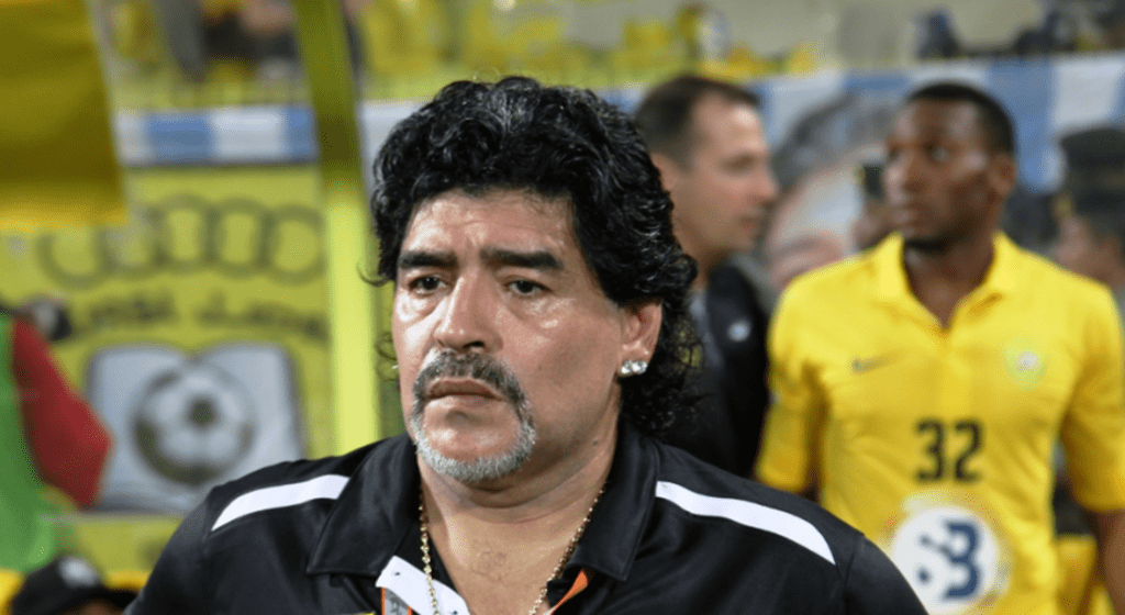 Футболист на Лудогорец отива при Марадона