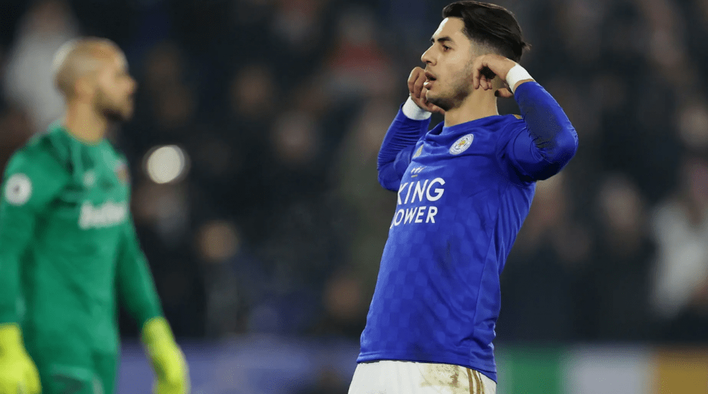 Лестър Сити помля с 4:1 Уест Хем, но плати скъпа цена