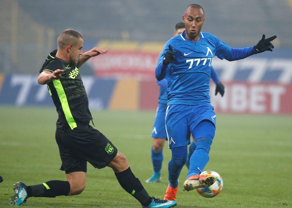 Отнемат точки на Левски в първенството?