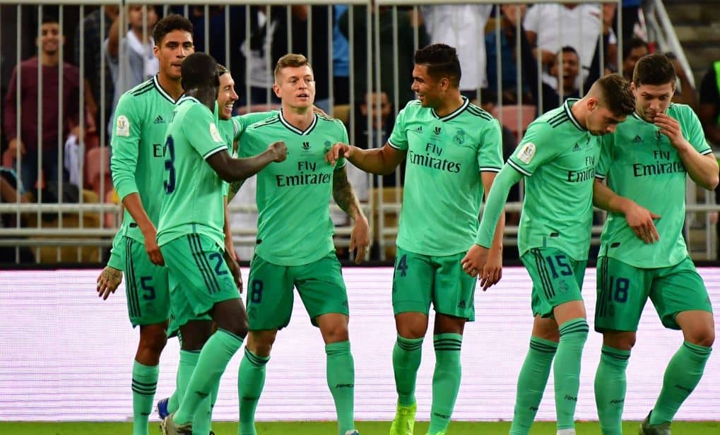 Реал Мадрид не остави шансове на Валенсия и е на финал за Суперкупата