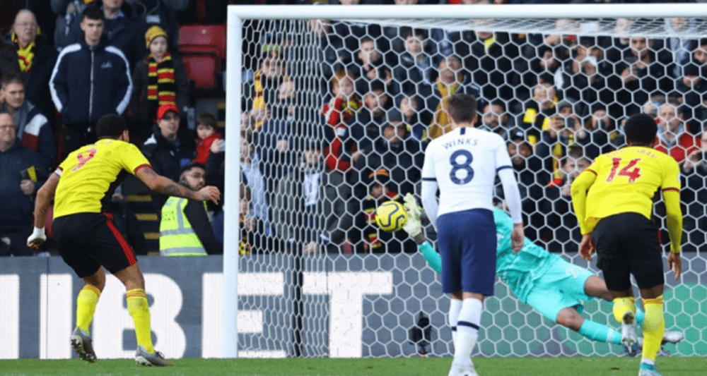 Уотфорд и Тотнъм завършиха наравно