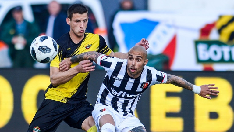 Време е за дербито на Пловдив!