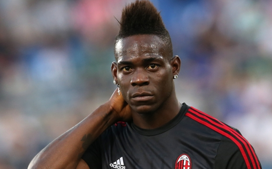 Младо момиче изнудва нападателя на Бреша – Марио Балотели