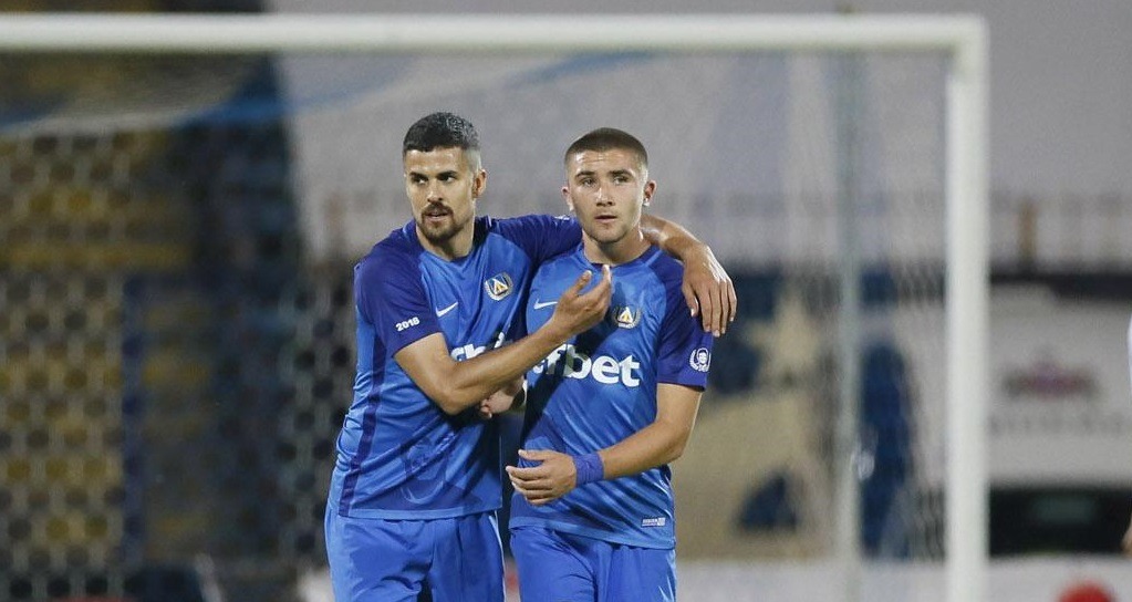 Бившият клуб на Неймар прати оферта за защитник на Левски