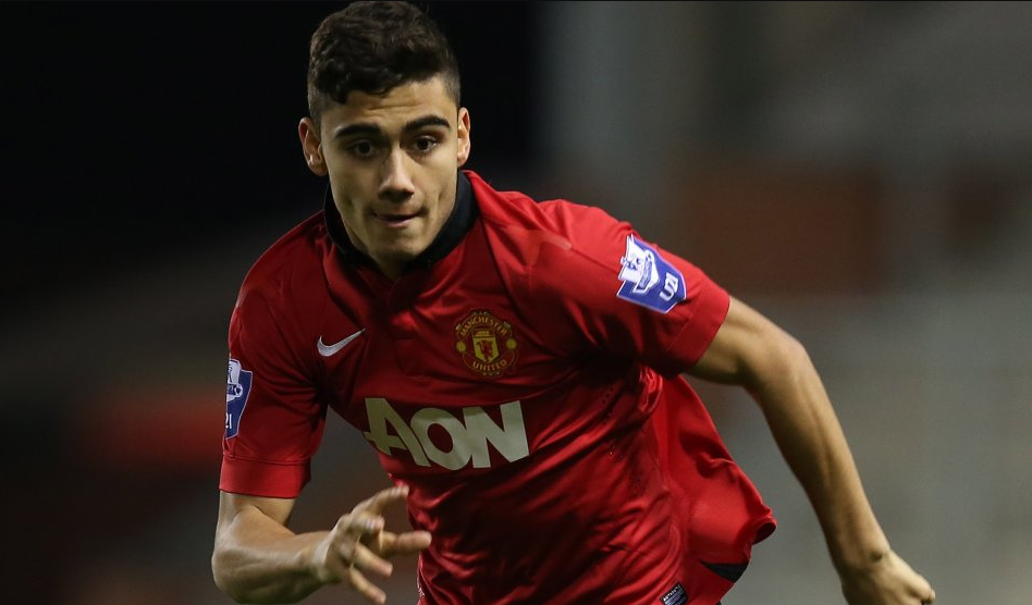 Полузащитникът на Манчестър Юнайтед – Перейра, се подложи на хипноза