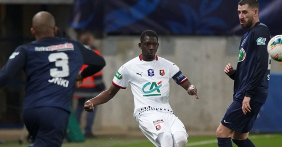 Рен разгроми Белфорт и достигна до полуфинала на Купата на Франция