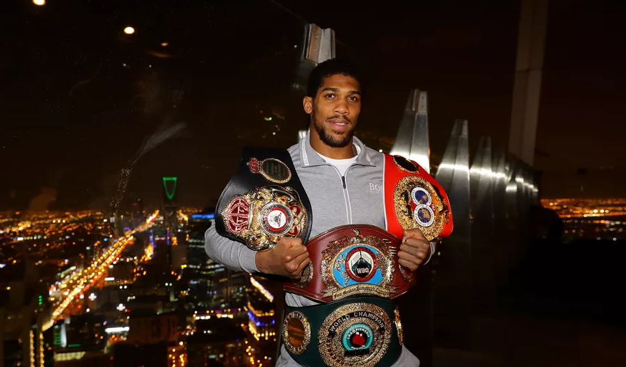 Стана ясно кога Кобрата ще се изправи срещу Антъни Джошуа