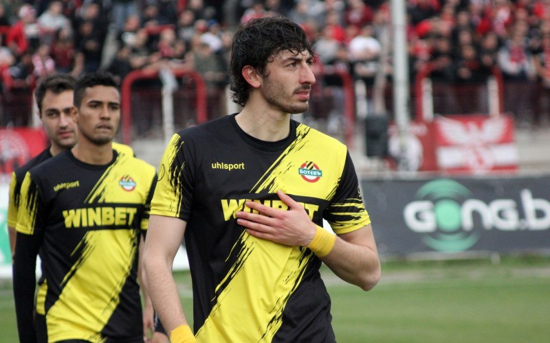 Ботев Пловдив продава роден национал на хърватски гранд за 1 милион