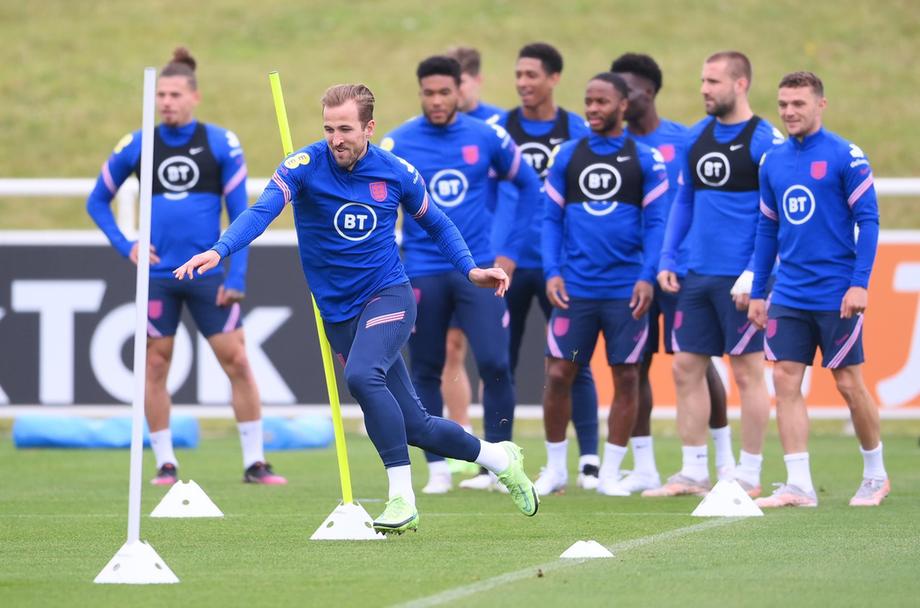 Англичаните се готвят за дузпи преди Германия