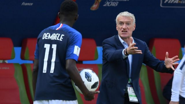 Заключиха Дешан на терасата в хотел в Букурещ