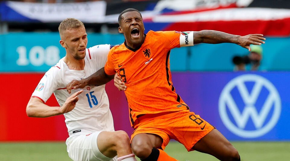 Храбра Чехия стъпка “лалетата” в Будапеща и е на 1/4-финал