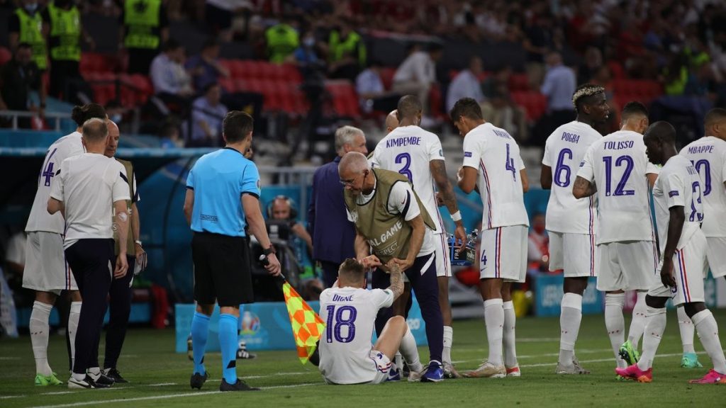 Дешан с огромни проблеми преди Швейцария