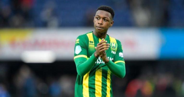 Национал на Суринам кацна в София за преговори с ЦСКА