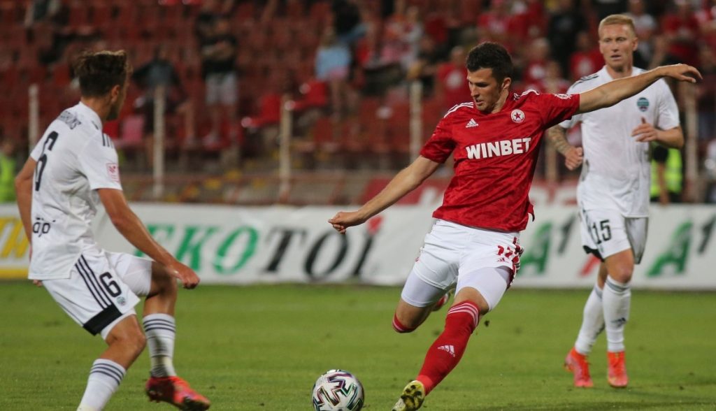 Букмейкърите залагат на “червено”: ЦСКА ще отстрани Лиепая