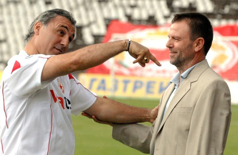 Стоичков приветства Младенов: Стойчо, ти обичаш ЦСКА!