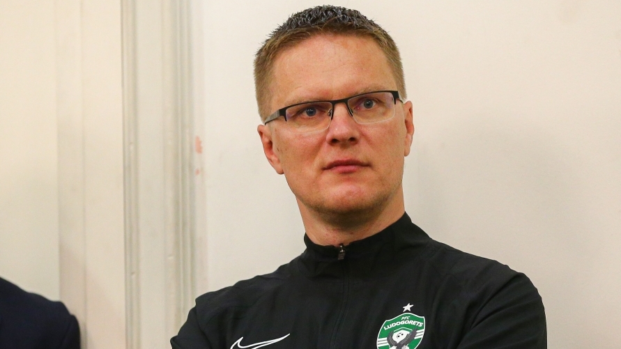 Дамбраускас говори с феновете на Лудогорец преди мача с Шахтьор