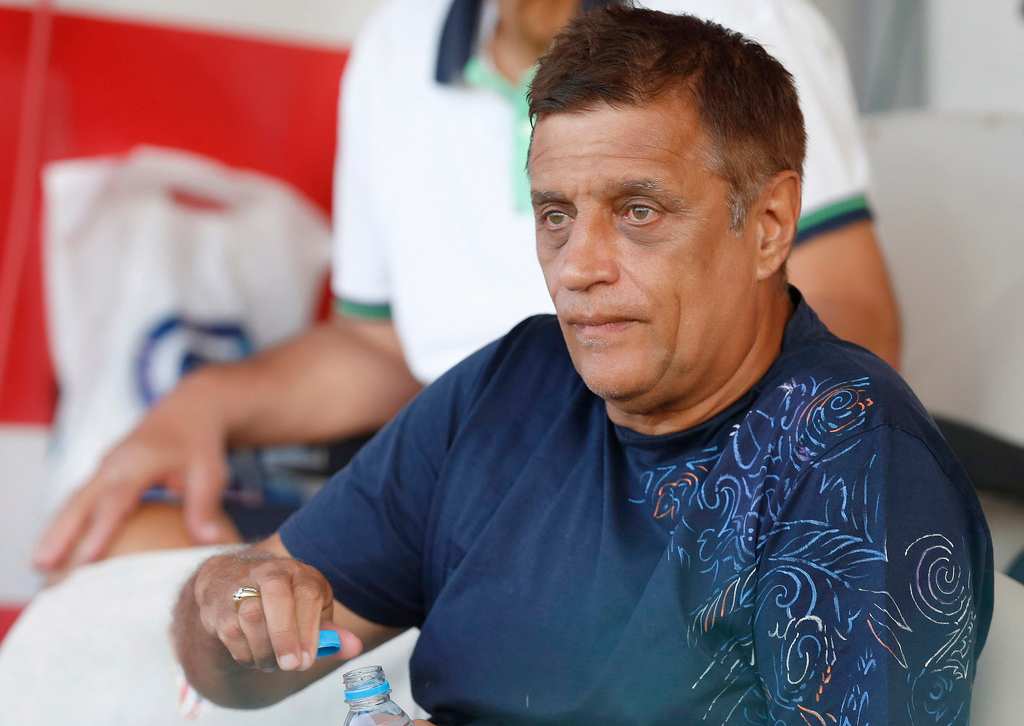 Стойне Манолов: Недопустимо е да се подиграят така с Любо Пенев