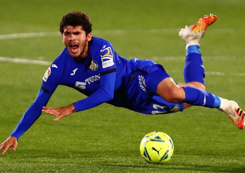 Хетафе взе за постоянно халф на Барселона