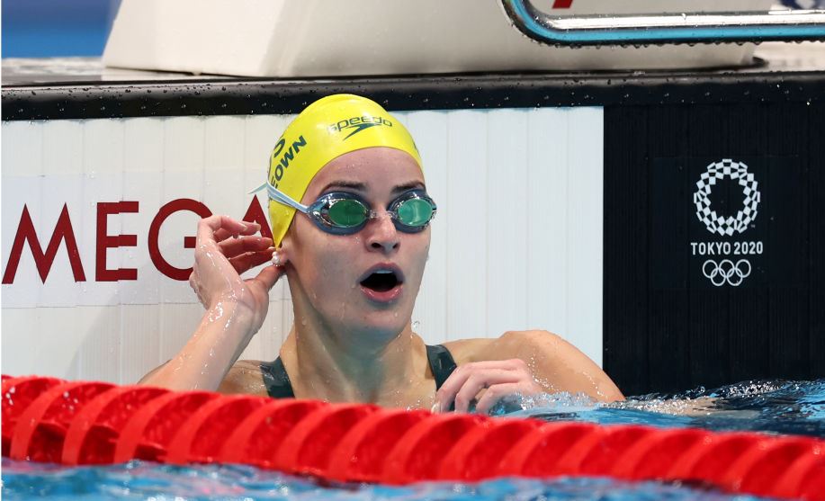 Австралийката МакКион взе златото на 100 метра гръб с рекорд