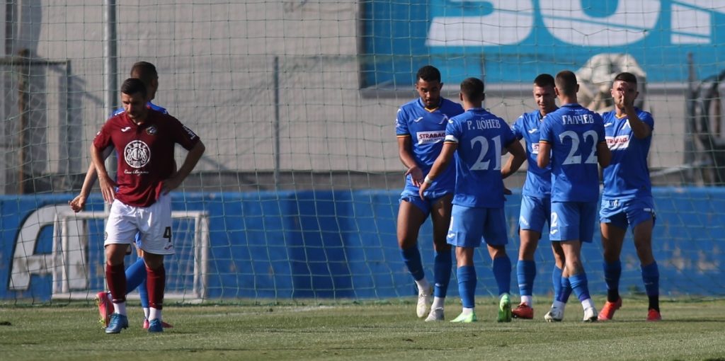 Вдъхновен Левски отнесе Локо София с четири гола на “Герена”