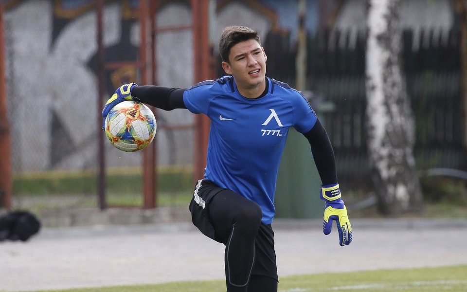 Левски преговаря с Фиорентина за млад вратар