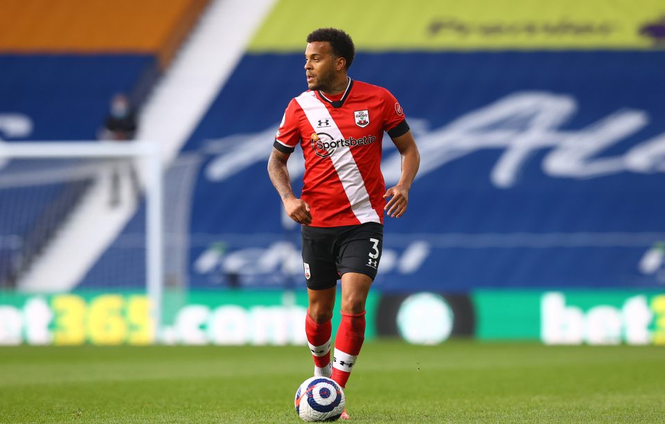 Лестър ще се пребори с Арсенал за подписа на защитник